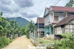 Hơn 10 năm vào khu tái định cư tránh sạt lở, 36 hộ dân vẫn mòn mỏi chờ sổ đỏ