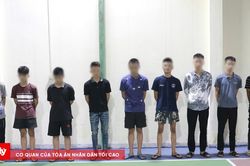 Bắt giữ nh&oacute;m đối tượng mang hung kh&iacute; g&acirc;y rối trật tự