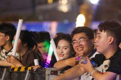 Hàng nghìn người dự Lễ khai mạc Festival Biển Khánh Hòa năm 2026
