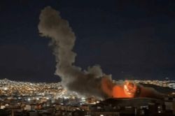 Iran mở rộng mục tiêu tấn công, Mỹ tiến hành đợt không kích mới