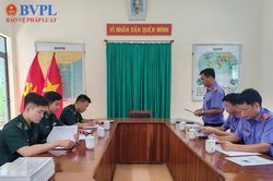 Trực tiếp kiểm sát công tác tạm giữ tại Đồn Biên phòng Đắk Song
