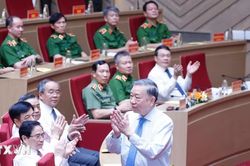 Tổng Bí thư, Chủ tịch nước dự Gặp mặt kỷ niệm 64 năm Ngày truyền thống lực lượng Cảnh sát nhân dân