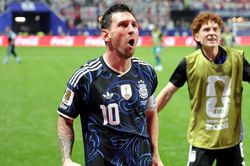 Messi đang đứng trước Quả bóng vàng thứ 9