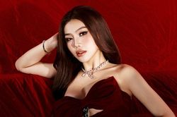 Á hậu Đỗ Cẩm Ly khoe vẻ đẹp ma mị, cuốn hút với sắc đỏ quyền lực