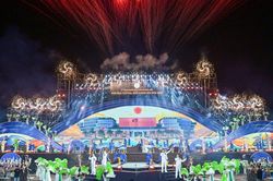 Sắc màu rực rỡ tại Festival Biển Khánh Hòa 2026