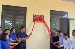 Tuổi trẻ Bộ Công Thương trao gửi nghĩa tình nơi 'miền đất lửa'