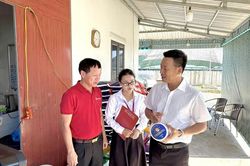 Tiếp sức dòng vốn, đồng hành cùng khu vực sản xuất, kinh doanh