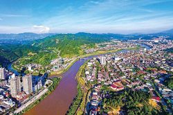 Hơn 24.000 tỷ đăng ký đầu tư vào Lào Cai
