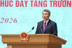 Thủ tướng L&ecirc; Minh Hưng: Mọi kiến nghị của doanh nghiệp phải được xử l&yacute; đến c&ugrave;ng, c&ocirc;ng khai kết quả