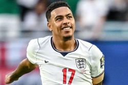 Arsenal sẵn s&agrave;ng chi 100 triệu bảng cho Morgan Rogers, MU nhắm Neco Williams