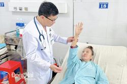 Thời điểm người bệnh đột quỵ cần tập phục hồi chức năng