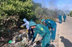 Xã Ninh Hải ra quân tổng dọn vệ sinh môi trường