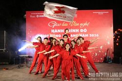 Giao lưu văn nghệ và tuyên truyền vận động hiến máu tình nguyện