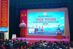 Công đoàn phường Sa Pa đối thoại lắng nghe đoàn viên, người lao động