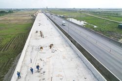 Bộ Xây dựng thúc tiến độ hoàn thiện dự án mở rộng cao tốc qua Ninh Bình