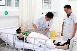 Hơn một tuần, Bệnh viện Việt Đức cơ sở Ninh Bình cấp cứu hơn 330 trường hợp tai nạn