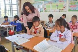 Nhà giáo nghỉ hưu được ký hợp đồng giảng dạy toàn thời gian