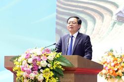 Xây dựng Lào Cai thành cực tăng trưởng mới với 5 trụ cột, 4 đột phá