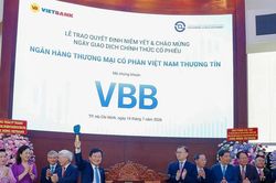 Nhà sáng lập Hoa Lâm đăng ký mua thêm 22 triệu cổ phiếu Vietbank