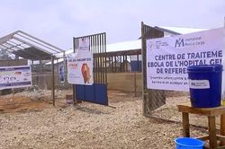 Congo đối mặt nguy cơ dịch Ebola lan rộng do hoạt động mai táng