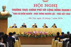 Thủ tướng: Xử lý đến cùng mọi vướng mắc của doanh nghiệp để thúc đẩy tăng trưởng