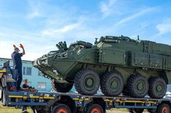 Ukraine nhận thêm hàng loạt thiết giáp chở quân LAV 6.0 ACSV tối tân từ Canada