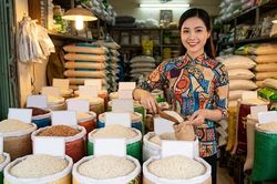 Giá lúa gạo 19.7.2026: Lúa tăng giảm trái chiều