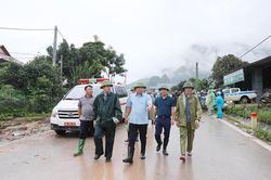Hướng về tâm lũ Mường Than