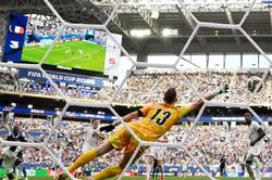 Trận tranh hạng ba 'điên rồ' nhất lịch sử World Cup