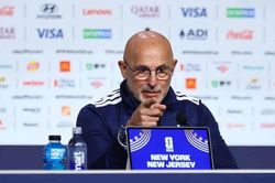HLV Tây Ban Nha hé lộ cách 'vô hiệu hóa' Messi ở chung kết World Cup 2026