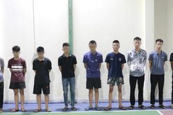 11 thanh thiếu niên bị bắt sau màn truy đuổi nhầm đối thủ