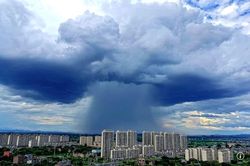 Hô mưa gọi gió: Thời tiết trở thành chiến trường mới