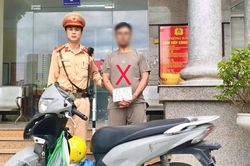 Hà Nội: Bị phát hiện trộm xe máy, sau va chạm giao thông