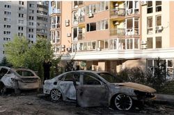 Thủ đô Ukraine bị hàng chục tên lửa siêu vượt âm tấn công