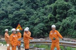 Lào Cai khôi phục cấp điện cho hơn 9.300 khách hàng sau sự cố do mưa lũ
