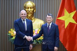 Đối ngoại mở rộng không gian phát triển đất nước