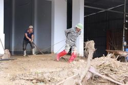 Mưa lũ miền núi phía Bắc gây thiệt hại 255 tỷ đồng, 13 người thương vong
