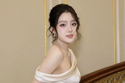 Vẻ đẹp cuối hè ở Hà Nội - vùng đất nuôi dưỡng Hoa hậu Phương Oanh