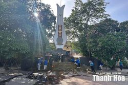 Đoàn phường Hạc Thành ra quân 'Ngày Chủ nhật xanh'