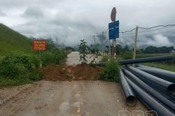 Cấm và phân luồng giao thông cầu C9