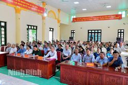 Ph&aacute;t huy vai tr&ograve; hạt nh&acirc;n của chi bộ, tạo nền tảng để bộ m&aacute;y mới vận h&agrave;nh th&ocirc;ng suốt
