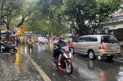 Bắc Bộ tiếp tục mưa dông, Trung Bộ hạ nhiệt