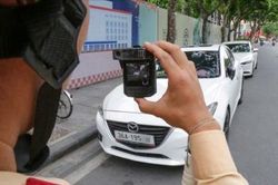Xử phạt vi phạm dừng, đỗ ở các tuyến phố trung tâm