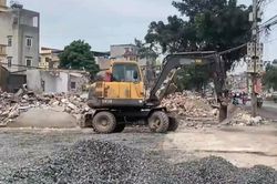 Ho&agrave;n th&agrave;nh GPMB dự &aacute;n mở rộng QL6 qua phường Y&ecirc;n Nghĩa