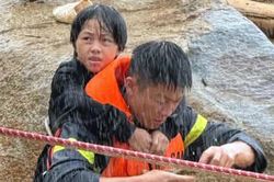 Dự báo thời tiết 19/7: Miền Bắc mưa lớn ở vùng núi, đồng bằng nắng nóng cục bộ