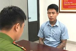 Tạm giữ kẻ côn đồ dùng tuýp sắt đánh người rồi hỏi 'mày biết bố mày là thằng nào?'