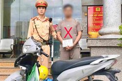 Hà Nội: Kẻ trộm xe máy 'sa lưới' sau vụ va chạm giao thông trên đường Khuất Duy Tiến