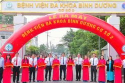 Bệnh viện Đa khoa Bình Dương tiếp nhận Trung tâm Y tế khu vực Bắc Tân Uyên