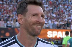 Messi cay đắng