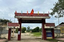 Nguyên hiệu trưởng bị kiện vì chiếm gần 500 m2 đất trường